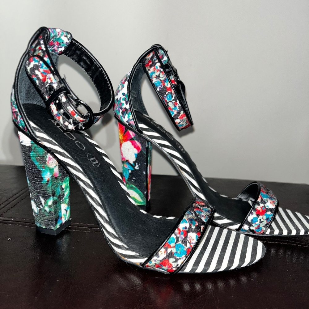 ALDO Women’s Floral Open Toe Heeled Sandals (US 8)